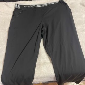 Grey’s Anatomy black scrub pants